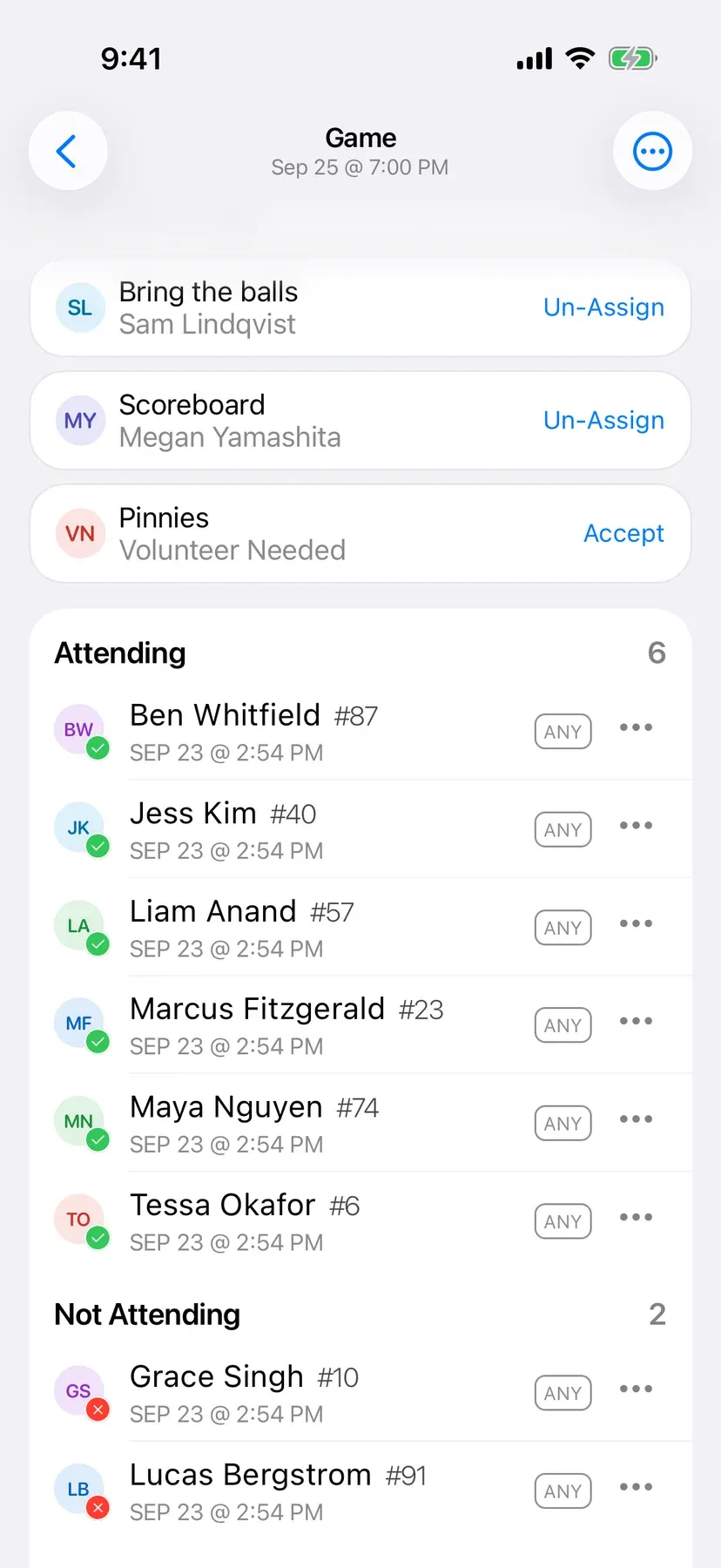 BenchApp game screen showing who is in, out, and yet to reply