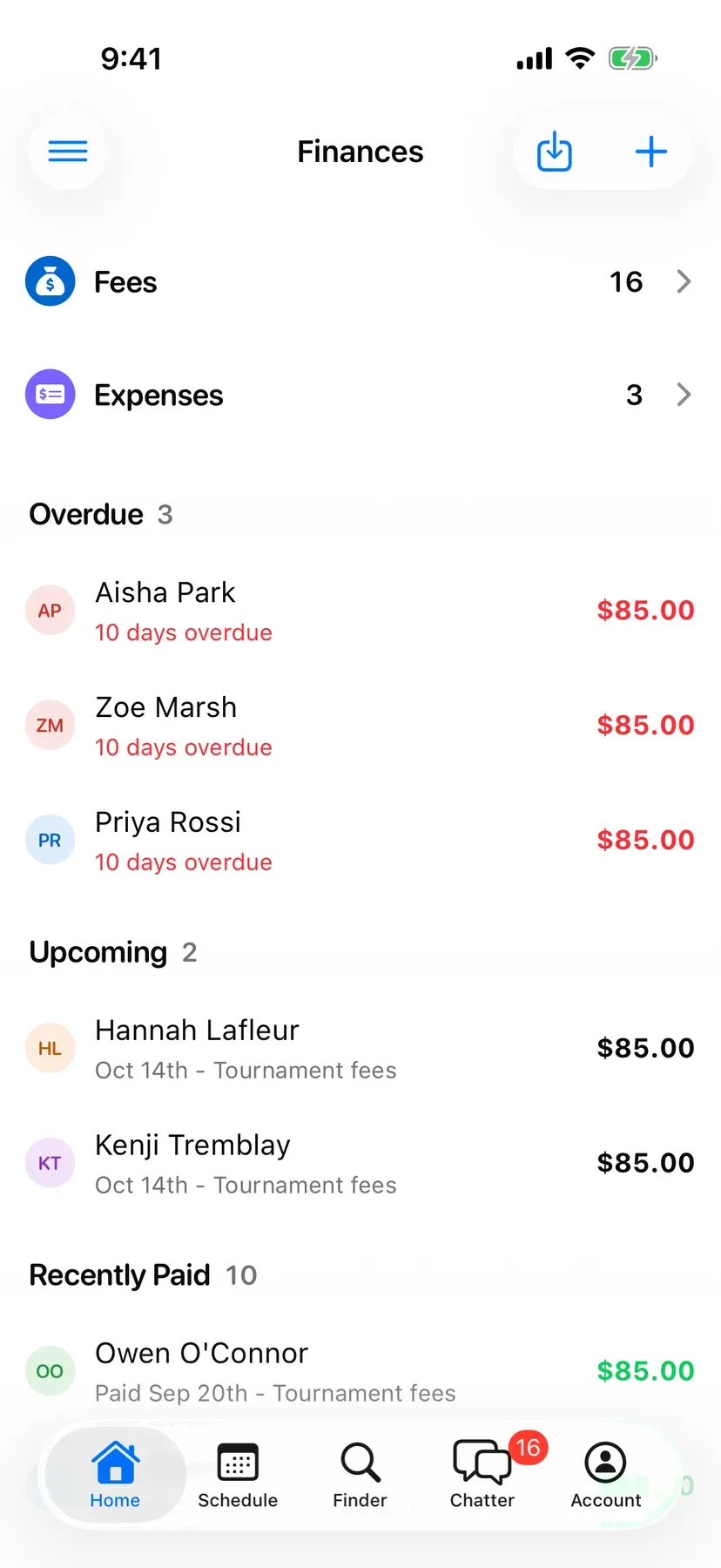 BenchApp finances screen showing fees collected and players who still owe